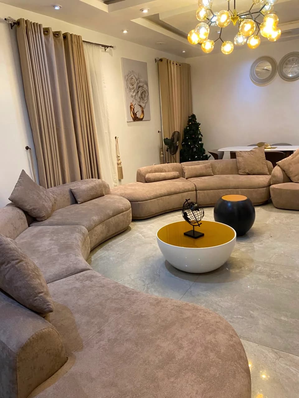 Lounge interior.