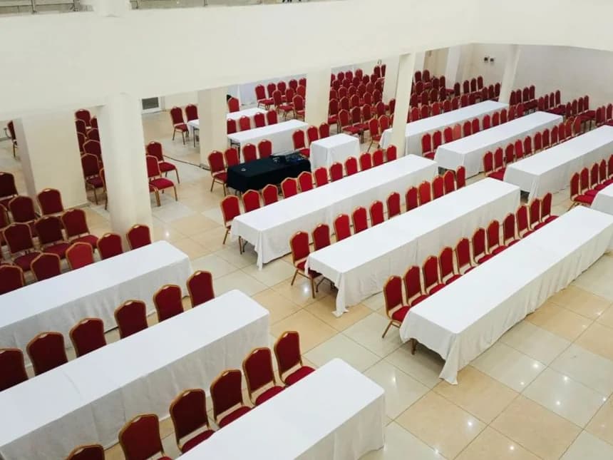 Conference seating overview; facility photograph, not a bedroom.