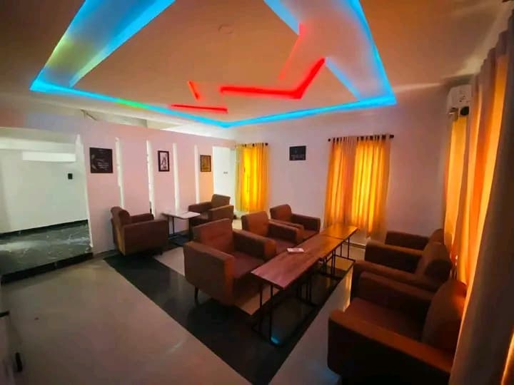 Villa Park Hotel main view